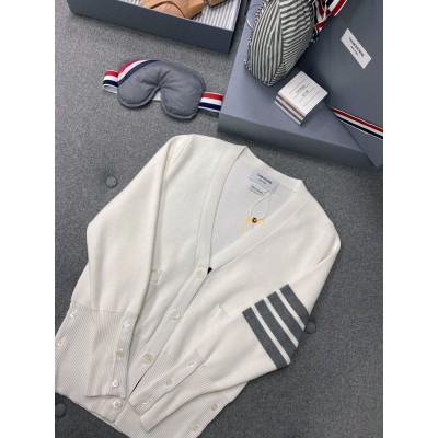 톰브라운 밀라노 스티치 브이넥 가디건