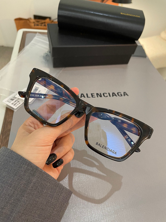 발렌시아가 안경