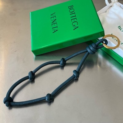 보테가 베네타 키링