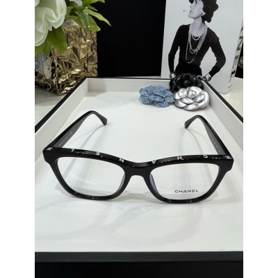 샤넬 스퀘어 레터링 안경 CH3392