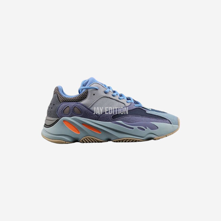 YEEZY 700 카본 블루