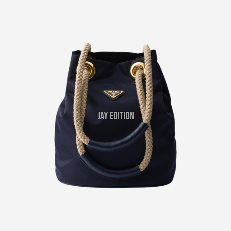 프라다 발틱 리나일론 버킷백 스몰