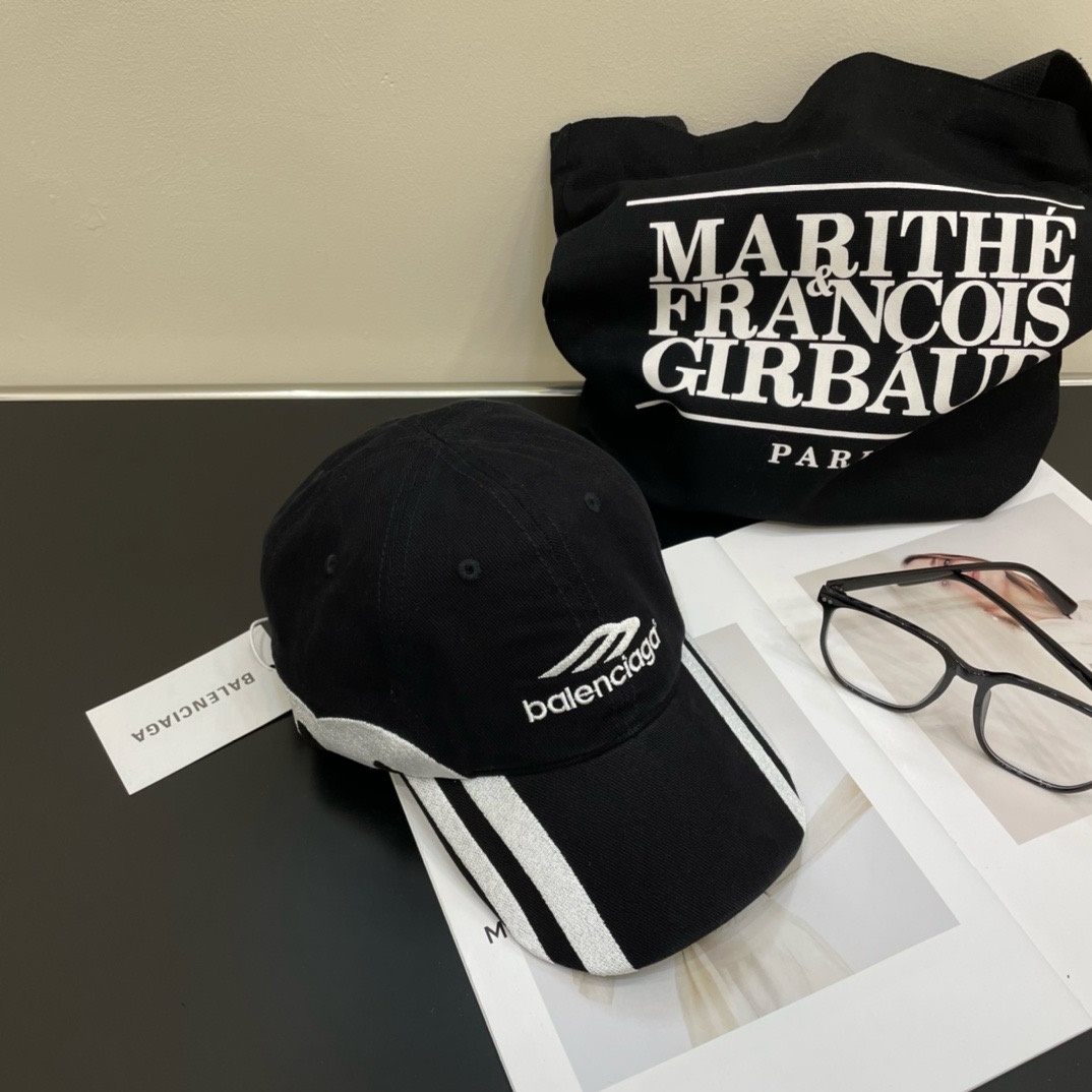 발렌시아가 모자