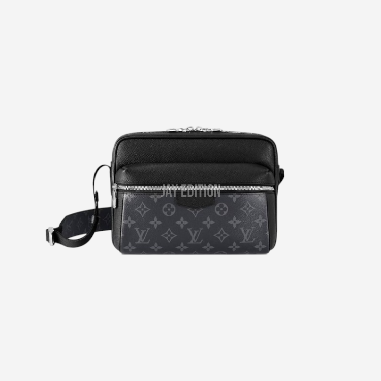 루이비통 아웃도어 메신저백