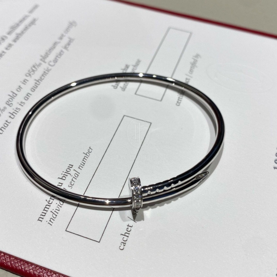 까르띠에 앵끌루 브레이슬릿 SM (문의)