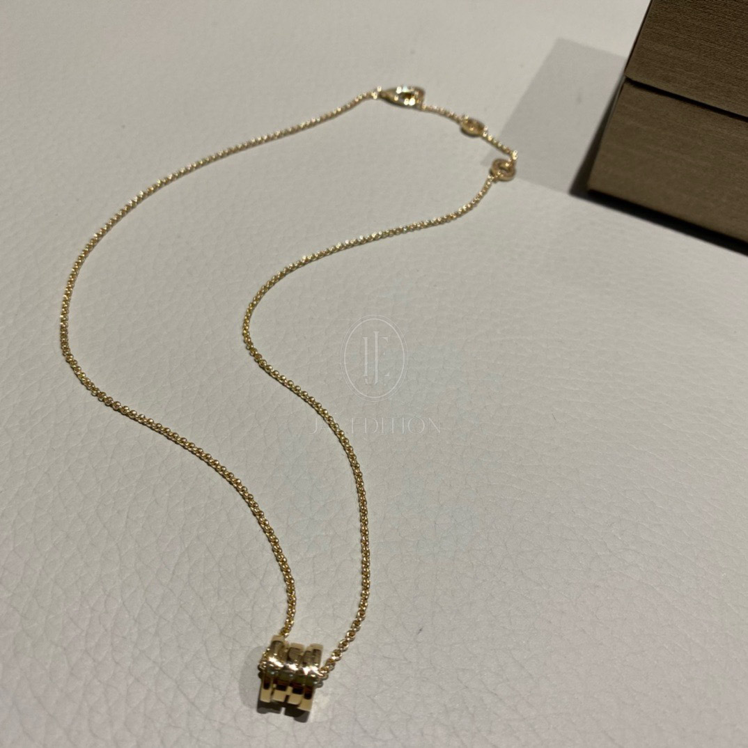 불가리 비제로원 미니 팬던트 네크리스 (문의)