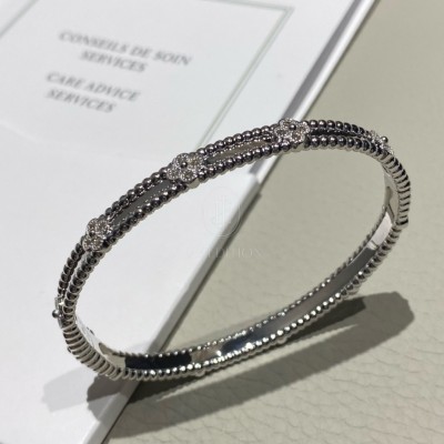 반클리프 뻬를리 클로버 스위트 브레이슬릿 (문의)