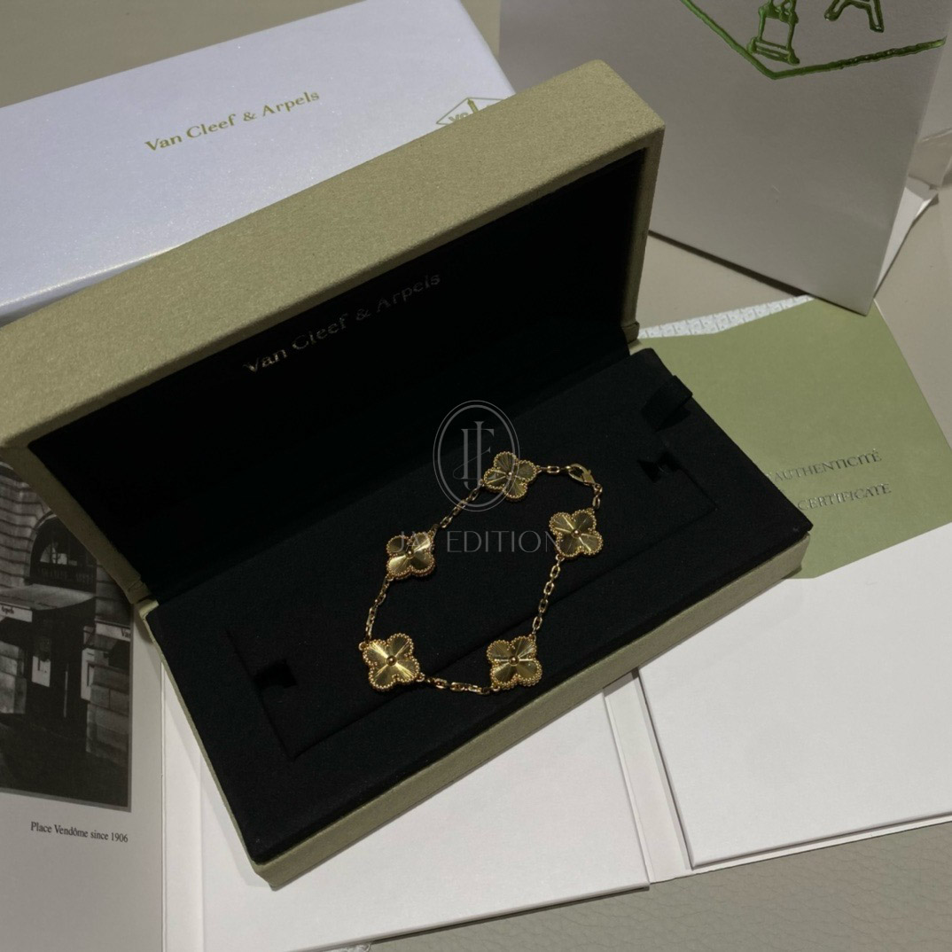 반클리프 빈티지 기요세 5 모티브 브레이슬릿 (문의)