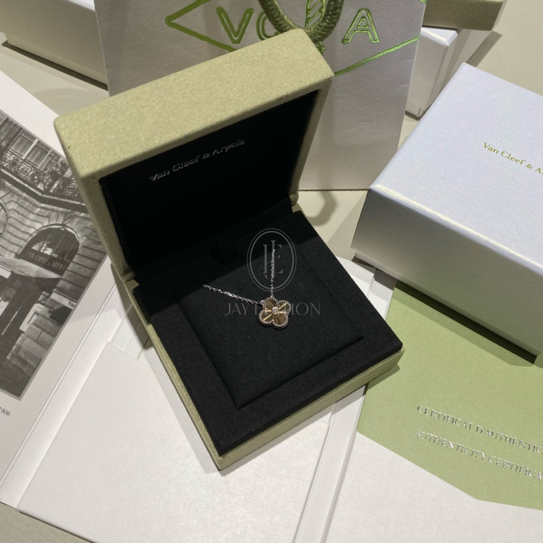 반클리프 빈티지 24 홀리데이 알함브라 (문의)