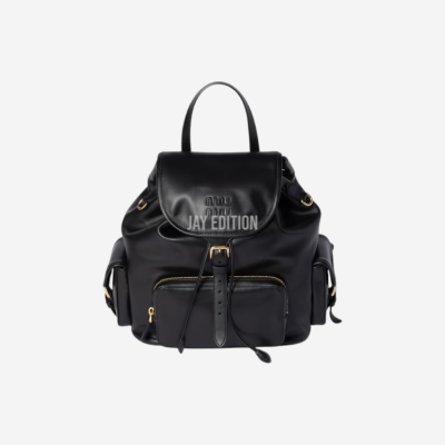 미우미우 가죽 백팩