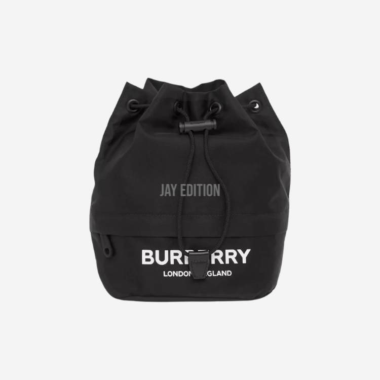 버버리 로고 프린트 나일론 드로우코트 파우치